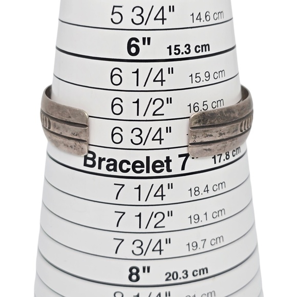 Native American Signed R Sterling Silver Gold Accent Stamped Cuff Bracelet 20838 - Picture 9 of 10